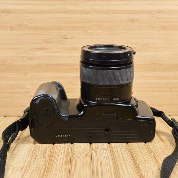 Minolta Maxxum 5000i AF 35mm SLR Film Camera, Minolta Maxxum 35-80 mm Zoom Lens - Picture 7 of 9